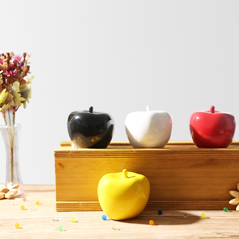 1PCS Ceramic Apple Figurines Fruit Model Miniatures Christmas Birthday Gifts Living Room Bedroom Decoration Crafts Home Decor 210811