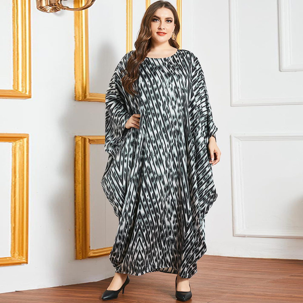 Abaya Dubai Hijab Muslim Fashion Long Dress Turkey Islam Clothing Jalabiya Maxi Dresses For Women Robe Musulman Femme Kaftan
Abaya Dubai Hijab Muslim Fashion Long Dress Turkey Islam Clothing Jalabiya Maxi Dresses For Women Robe Musulman Femme Kaftan