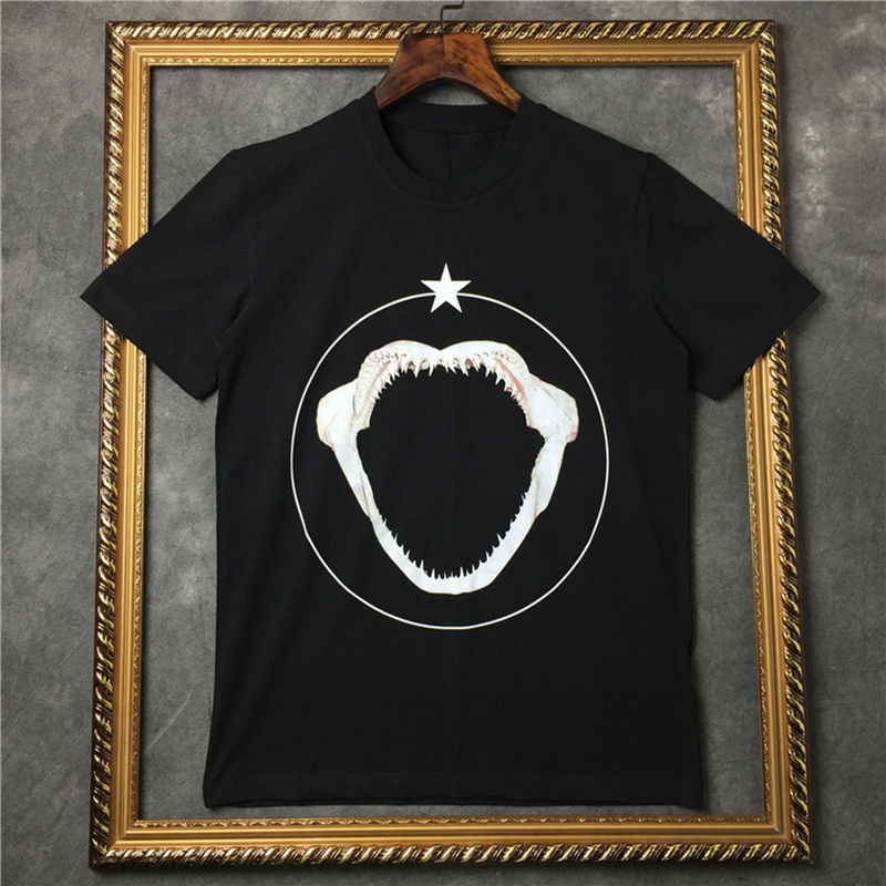 Mens Stylist T Shirt Fashion Men Women T Shirt Casual Short Sleeves Stylist T Shirt High Quality Men Women Tees, White;black
Mens Stylist T Shirt Fashion Men Women T Shirt Casual Short Sleeves Stylist T Shirt High Quality Men Women Tees, White;black