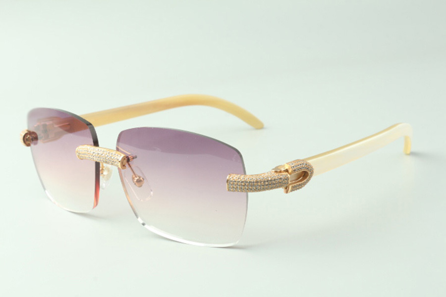 Classic micro-paved diamond sunglasses 3524025 with white buffalo horn arms glasses, Direct sales, size: 18-140 mm
Classic micro-paved diamond sunglasses 3524025 with white buffalo horn arms glasses, Direct sales, size: 18-140 mm