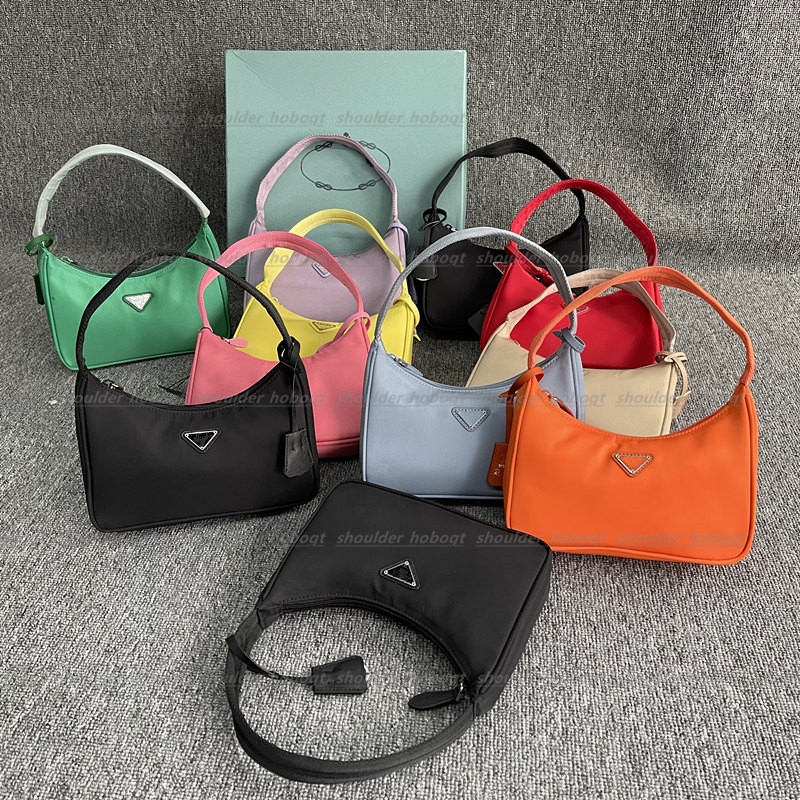 High quality women's Cleo tote brushed Nylon Luxury Designer man Women Shoulder Bag Purses handbag hobo Crossbody Messenger tiktok Bags
High quality women's Cleo tote brushed Nylon Luxury Designer man Women Shoulder Bag Purses handbag hobo Crossbody Messenger tiktok Bags