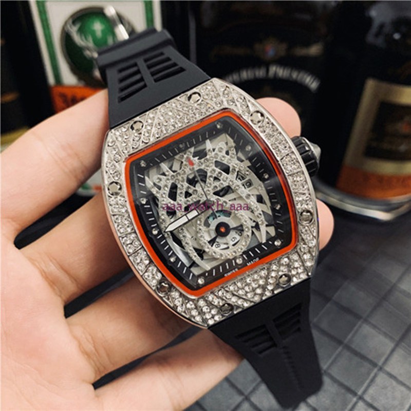 HOT Diamonds Luxury Designer Tonneau Watches Womens Mens Causal Waterproof Watch Big Dial Steel Case Rubber Strap Sport Watch, Red
HOT Diamonds Luxury Designer Tonneau Watches Womens Mens Causal Waterproof Watch Big Dial Steel Case Rubber Strap Sport Watch, Red