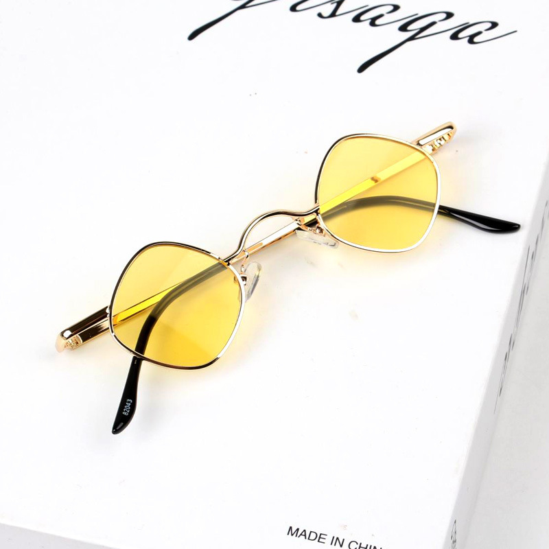 Colorful Glasses Small Metal Anti-uv Steam Eyewear Shooting Frame Sunglasses Children Rhombus, White;black
Colorful Glasses Small Metal Anti-uv Steam Eyewear Shooting Frame Sunglasses Children Rhombus, White;black