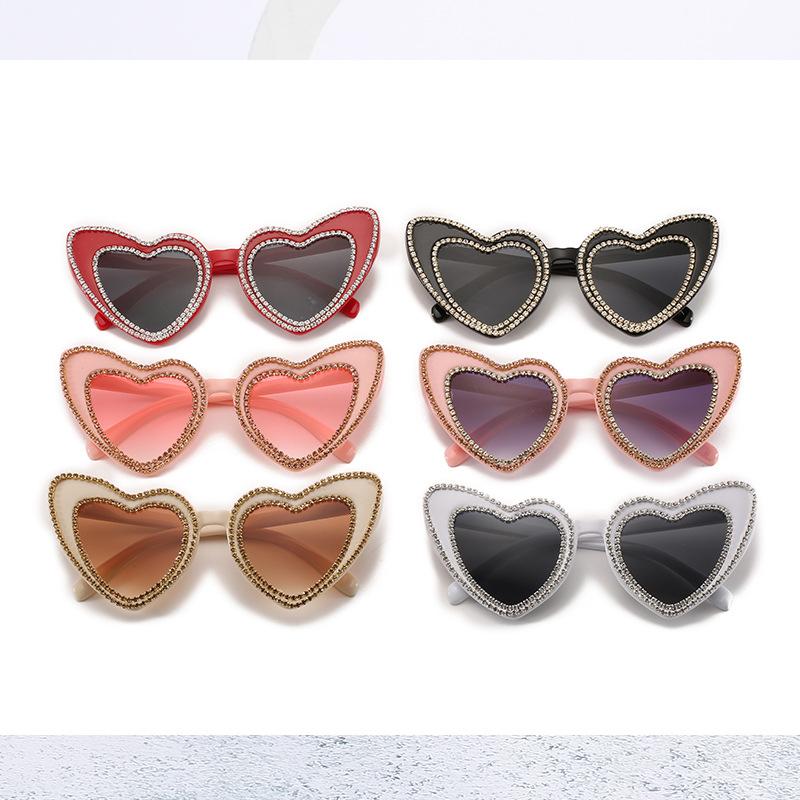 Sunglasses Vintage Heart Women Fashion Luxury Rhinestone European And American Trend Peach Sun Glasses Female
Sunglasses Vintage Heart Women Fashion Luxury Rhinestone European And American Trend Peach Sun Glasses Female