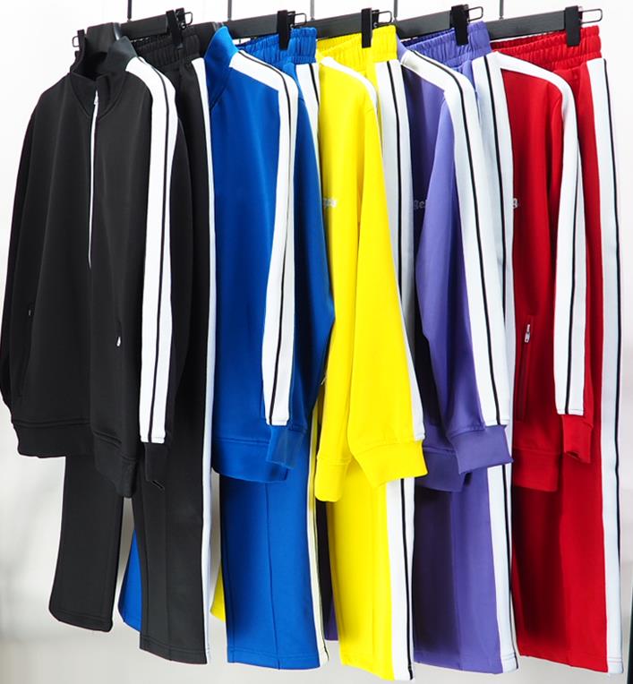 Men' Tracksuits Casual fashion designer solid color sportswear cardigan two-piece suit, Black
Men' Tracksuits Casual fashion designer solid color sportswear cardigan two-piece suit, Black