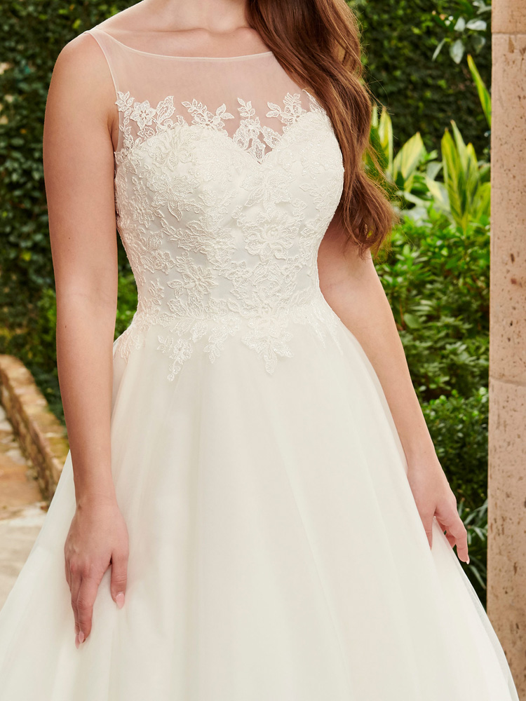 Lace Applique and Tulle Wedding Dress with a Sheer Neckline Ball Gown Bridal Gowns Open Back with Lace-Up