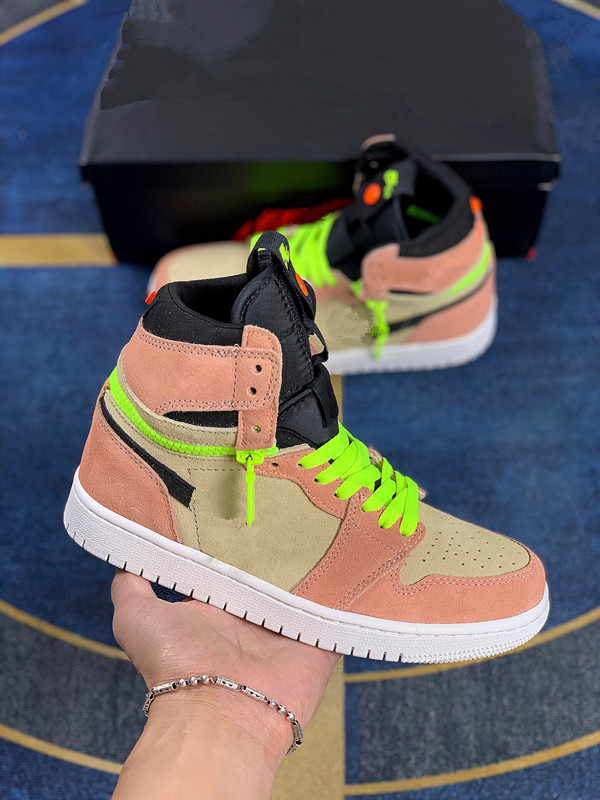 2021 fashion couple casual shoes high-top breathable sports shoes outdoor non-slip sports shoes factory production price concessions, Black
2021 fashion couple casual shoes high-top breathable sports shoes outdoor non-slip sports shoes factory production price concessions, Black