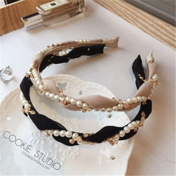 women headbands Fashion Pearls Rhinestone Hair Hoop Headband Hairband for Women Girls Gauze Hair Band Hair Accessories, Black;brown
women headbands Fashion Pearls Rhinestone Hair Hoop Headband Hairband for Women Girls Gauze Hair Band Hair Accessories, Black;brown