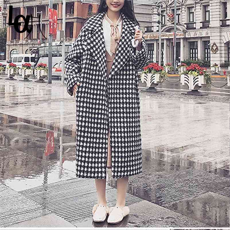 Autumn Spring Women Fashion Plaid Wool Coat Ladies Loose Long Woolen Coats Winter Trench Single Breasted Overcoat 210519
Autumn Spring Women Fashion Plaid Wool Coat Ladies Loose Long Woolen Coats Winter Trench Single Breasted Overcoat 210519