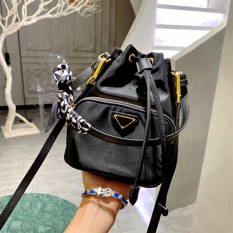 Parachute Waterproof Fabric Fashion Mini Bucket Bag All-match Lady Shoulder Bags Messenger Bag Handbag Small Purse Wallets Wholesale, This item is not for sale
Parachute Waterproof Fabric Fashion Mini Bucket Bag All-match Lady Shoulder Bags Messenger Bag Handbag Small Purse Wallets Wholesale, This item is not for sale