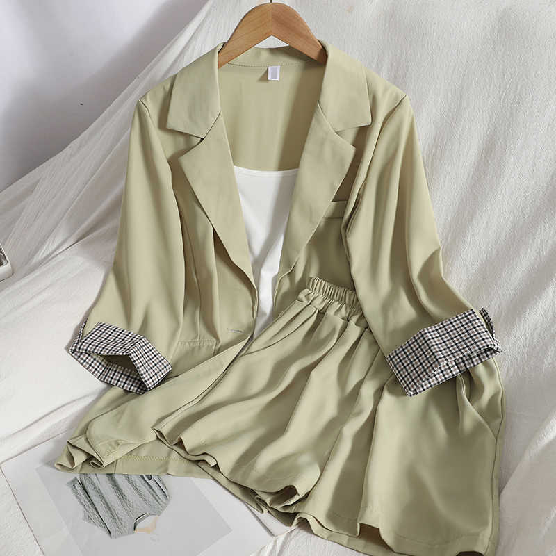 DEAT Spring Summer Fashion Plaid Roll Sleeve Temperament Cardigan Suit Coat + Shorts Suspender Two Piece Set SK043 210709, Black
DEAT Spring Summer Fashion Plaid Roll Sleeve Temperament Cardigan Suit Coat + Shorts Suspender Two Piece Set SK043 210709, Black