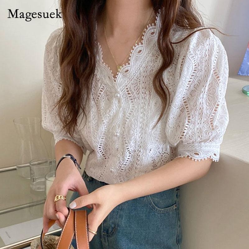 Women's Blouses & Shirts Korean V-neck Lace Shirt 2021 Hollow Out Embroidery Short-sleeved Women Vintage Single-breasted Casual Blouse Woman, White
Women's Blouses & Shirts Korean V-neck Lace Shirt 2021 Hollow Out Embroidery Short-sleeved Women Vintage Single-breasted Casual Blouse Woman, White