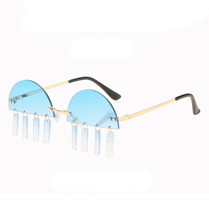 Sunglasses Street Shooting European And American Personality Retro Women Cloud Droplets Decorative Sun Glasses Shades For Female
Sunglasses Street Shooting European And American Personality Retro Women Cloud Droplets Decorative Sun Glasses Shades For Female