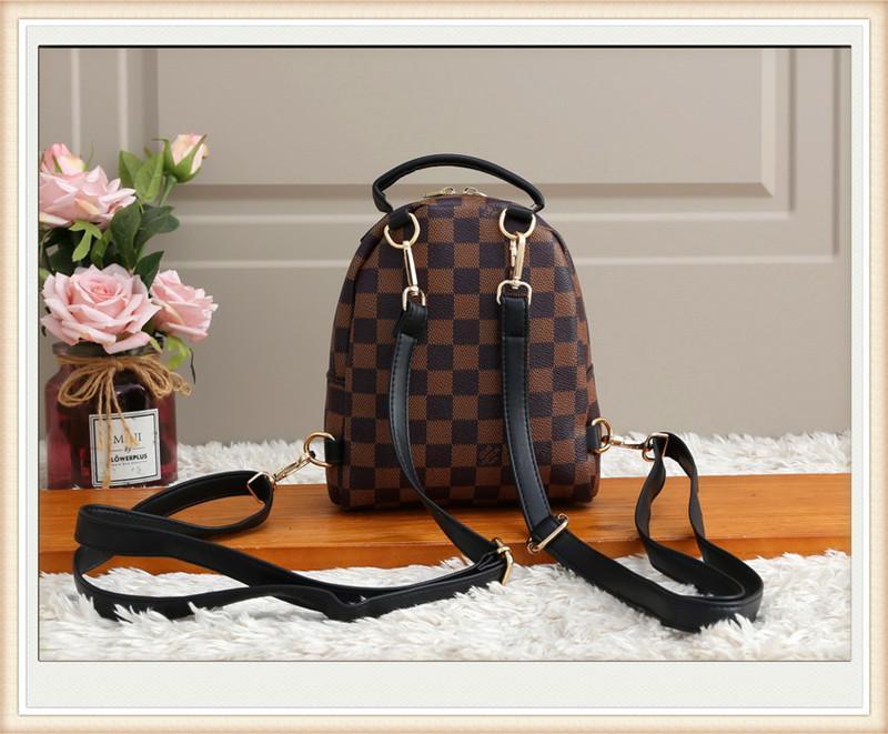 LV LOUIS 1 VITTON Bags Women PALM SPRINGS Mini Backpack Handbags Luxurys Shoulder Bags Designers Travel Messenger Bag Purse, Red;black
LV LOUIS 1 VITTON Bags Women PALM SPRINGS Mini Backpack Handbags Luxurys Shoulder Bags Designers Travel Messenger Bag Purse, Red;black