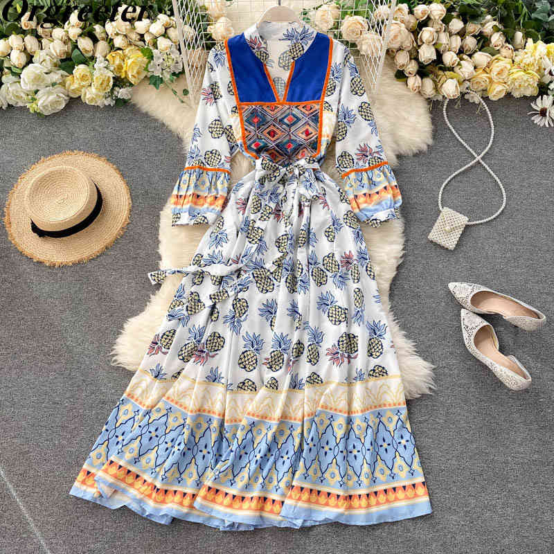 Bohemian Ethnic Retro Pineapple Print Long Maxi Dress Hit color Geometry Pattern Embroidery V-neck Long-sleeved Tie Beach 210525, White
Bohemian Ethnic Retro Pineapple Print Long Maxi Dress Hit color Geometry Pattern Embroidery V-neck Long-sleeved Tie Beach 210525, White