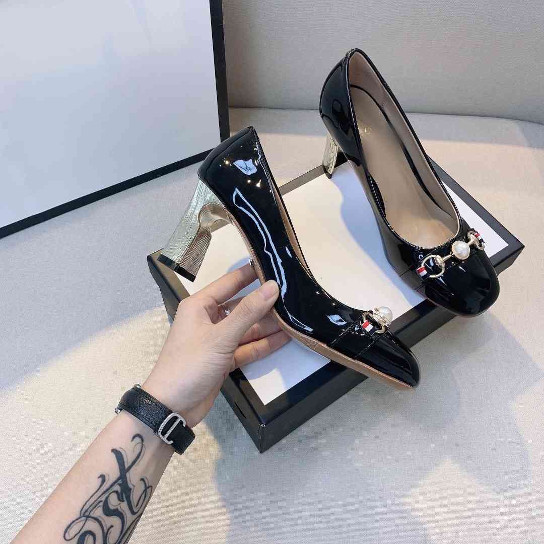 Fashion Luxury Designer Women Shoes Heels 8cm Pumps Designers High Heel Womens Dress Shoe For Prom Evening Wedding, Same as pic
Fashion Luxury Designer Women Shoes Heels 8cm Pumps Designers High Heel Womens Dress Shoe For Prom Evening Wedding, Same as pic