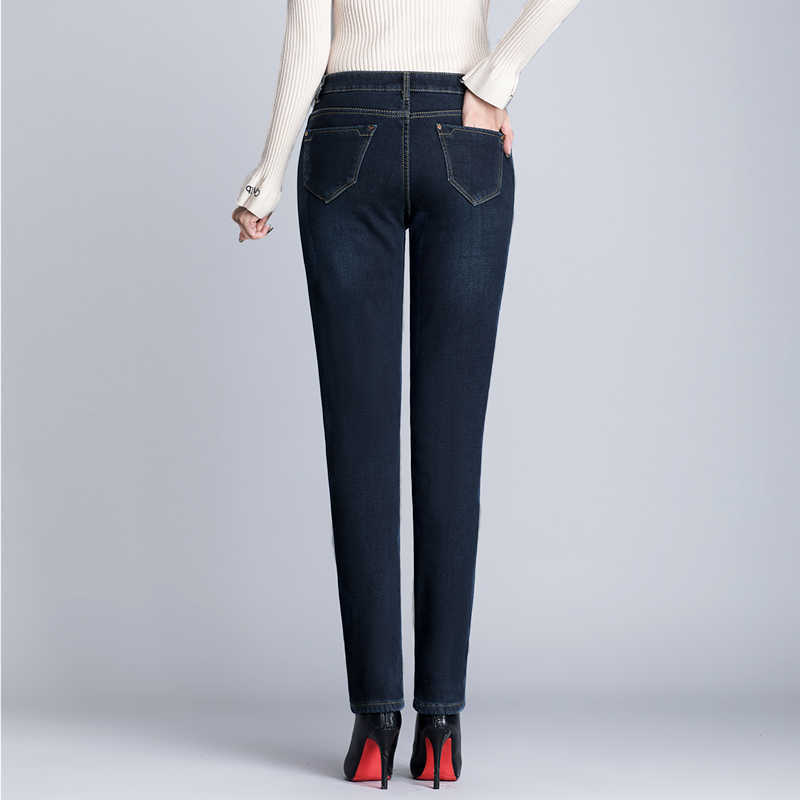 Winter Women's Jeans Velvet Warm Loose Plus Size Denim Straight Mom Woman with High Waist Fleece Black Pants for Women 210922