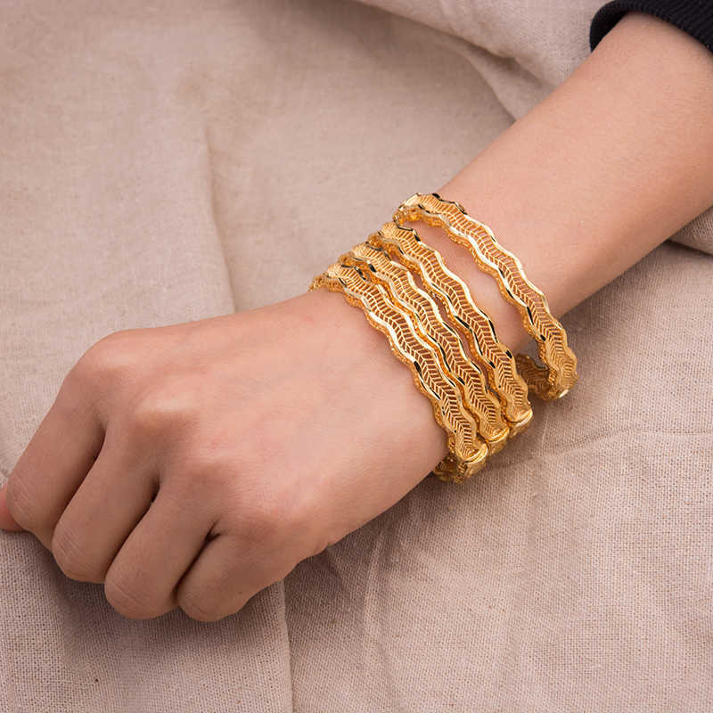 24k 4pcs France Dubai Bangles Gold Jewelry Color for Ethiopian & Bracelets Cuff Q0720
24k 4pcs France Dubai Bangles Gold Jewelry Color for Ethiopian & Bracelets Cuff Q0720