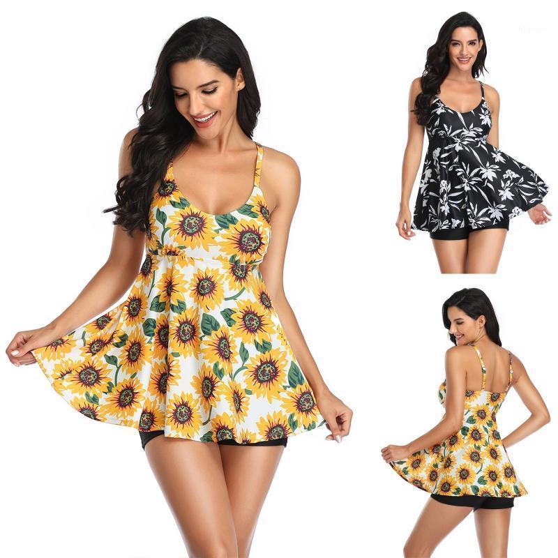 Floral Ruffled Hem Bikini Set Women V-neck High-waisted 2 Piece Swimsuit 2021 Girl Beach Bathing Suit Swimwear Swimdress Women, Black
Floral Ruffled Hem Bikini Set Women V-neck High-waisted 2 Piece Swimsuit 2021 Girl Beach Bathing Suit Swimwear Swimdress Women, Black
