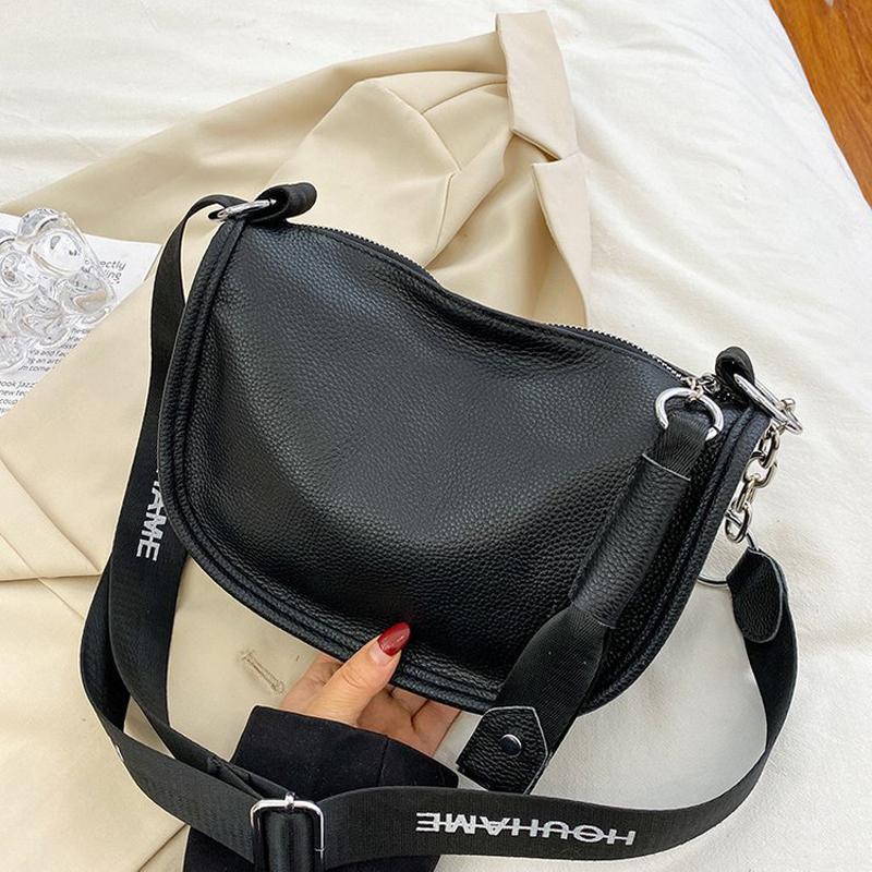 Evening Bags Luxury Leather Messenger Bag Thick Chain Shoulder Fashion 2021 Soft Cowhide Designer Female Dumpling Purse, Black
Evening Bags Luxury Leather Messenger Bag Thick Chain Shoulder Fashion 2021 Soft Cowhide Designer Female Dumpling Purse, Black
