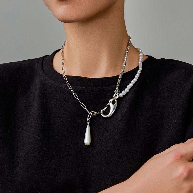 Pendant Necklaces Korea Double-layer Crystal Rhinestone Pearl Stitching Necklace Droplets Dangle Clavicle Chains Jewelry Women
Pendant Necklaces Korea Double-layer Crystal Rhinestone Pearl Stitching Necklace Droplets Dangle Clavicle Chains Jewelry Women