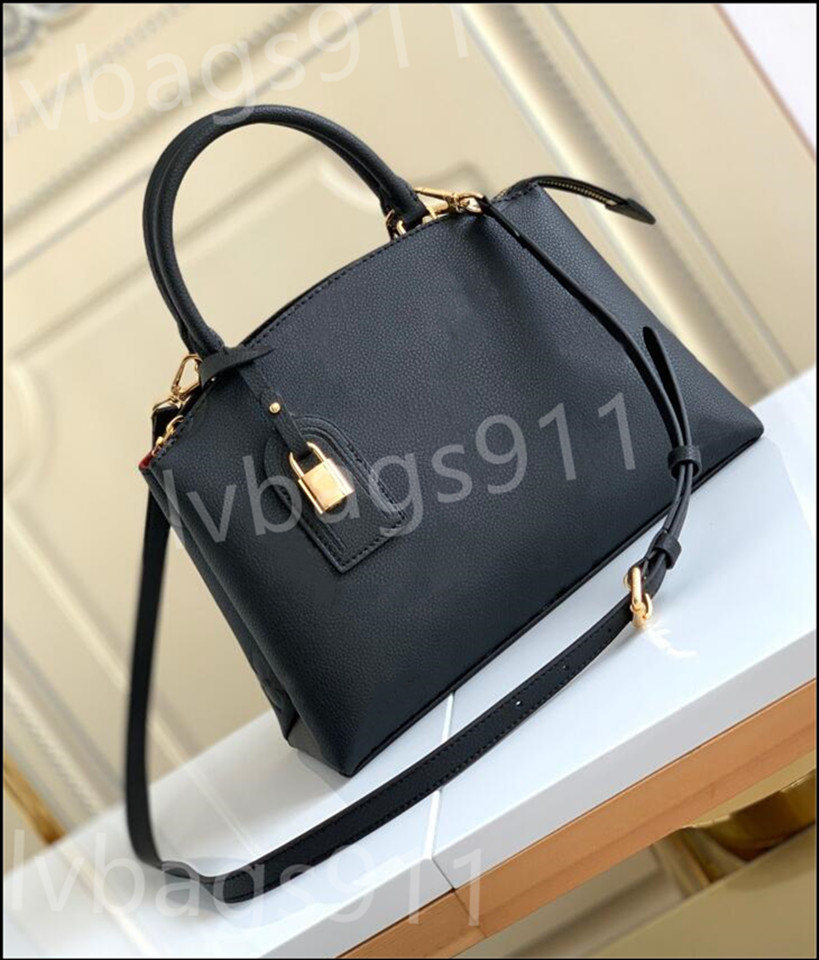 Genuine Leather Embossing Handbags Women Corssbody Messenger Bags Purse Tote Designer Satchel PETIT PALAIS M58916 Lady Handbag GRAND PALAIS M45842 29cm and 34cm, Customize
Genuine Leather Embossing Handbags Women Corssbody Messenger Bags Purse Tote Designer Satchel PETIT PALAIS M58916 Lady Handbag GRAND PALAIS M45842 29cm and 34cm, Customize