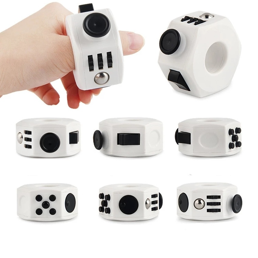 Fidget Toy Decompression Hand Ring Toys Finger Creative Toy Kill Time Pinch Music Gifts for Children and Adult
Fidget Toy Decompression Hand Ring Toys Finger Creative Toy Kill Time Pinch Music Gifts for Children and Adult