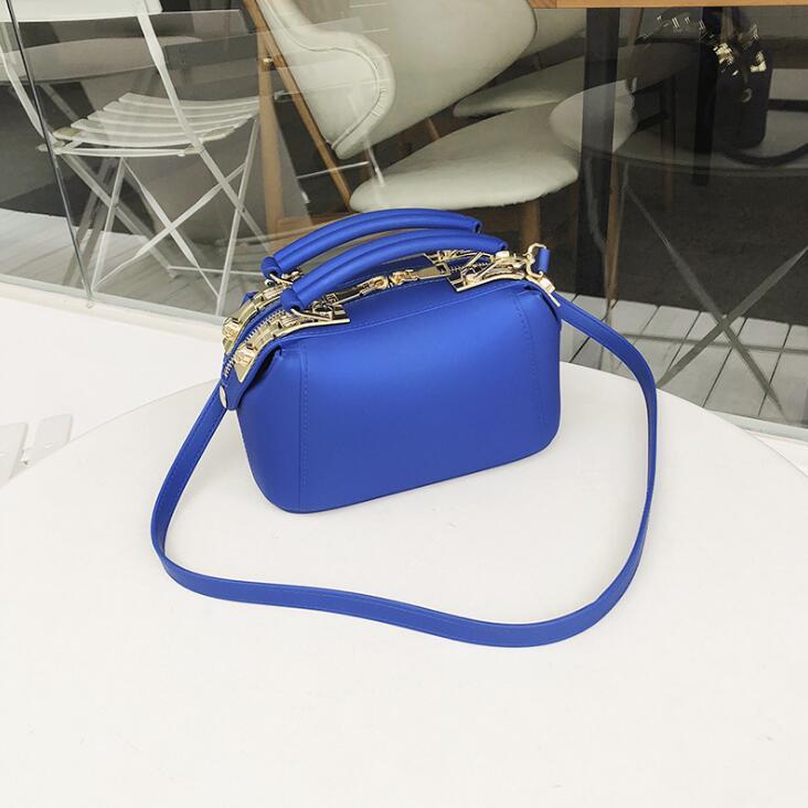 wholesale women bags environmentally friendly waterproof fabric womens shoulder bag matte frosted jelly handbag elegant fashion handbags
wholesale women bags environmentally friendly waterproof fabric womens shoulder bag matte frosted jelly handbag elegant fashion handbags