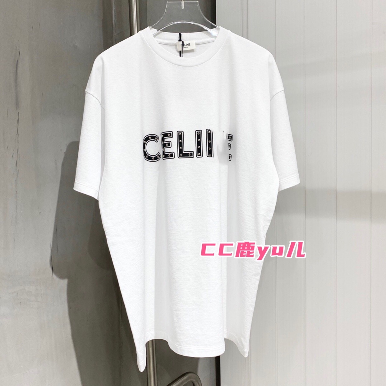 Can be issued autumn Celin * sailin Beaded print short sleeve fashion loose versatile T-shirt, White
Can be issued autumn Celin * sailin Beaded print short sleeve fashion loose versatile T-shirt, White