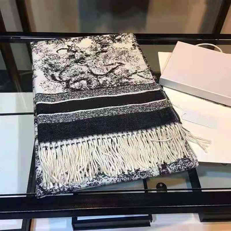 Design woman cashmere scarf Men and Women's Cape winter scarves ladies Shawls Big Letter pattern wool Landscape animal Print Pashminas, Navy blue 
Design woman cashmere scarf Men and Women's Cape winter scarves ladies Shawls Big Letter pattern wool Landscape animal Print Pashminas, Navy blue