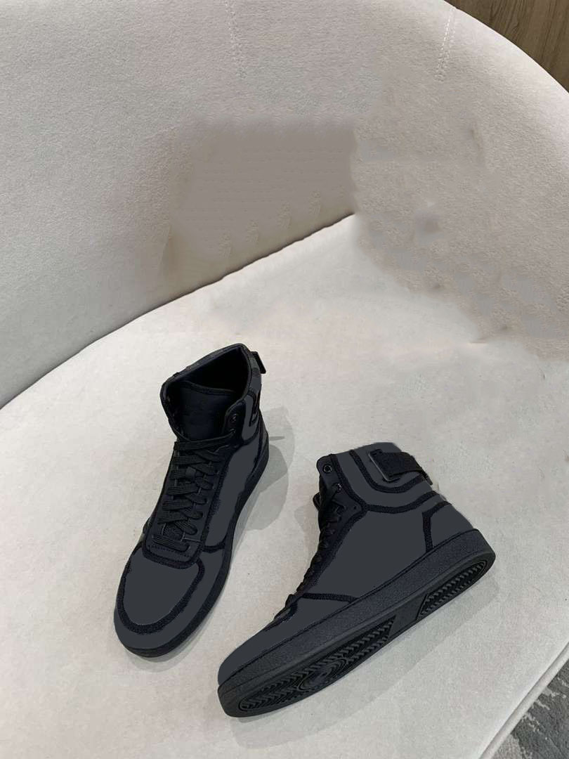 2021 High Quality kids Rivoli Sneakers Iconic Damier Graphite Canvas Mens Luxury Casual Shoes Printed Leather Hook and Loop Strap Sneakers
2021 High Quality kids Rivoli Sneakers Iconic Damier Graphite Canvas Mens Luxury Casual Shoes Printed Leather Hook and Loop Strap Sneakers