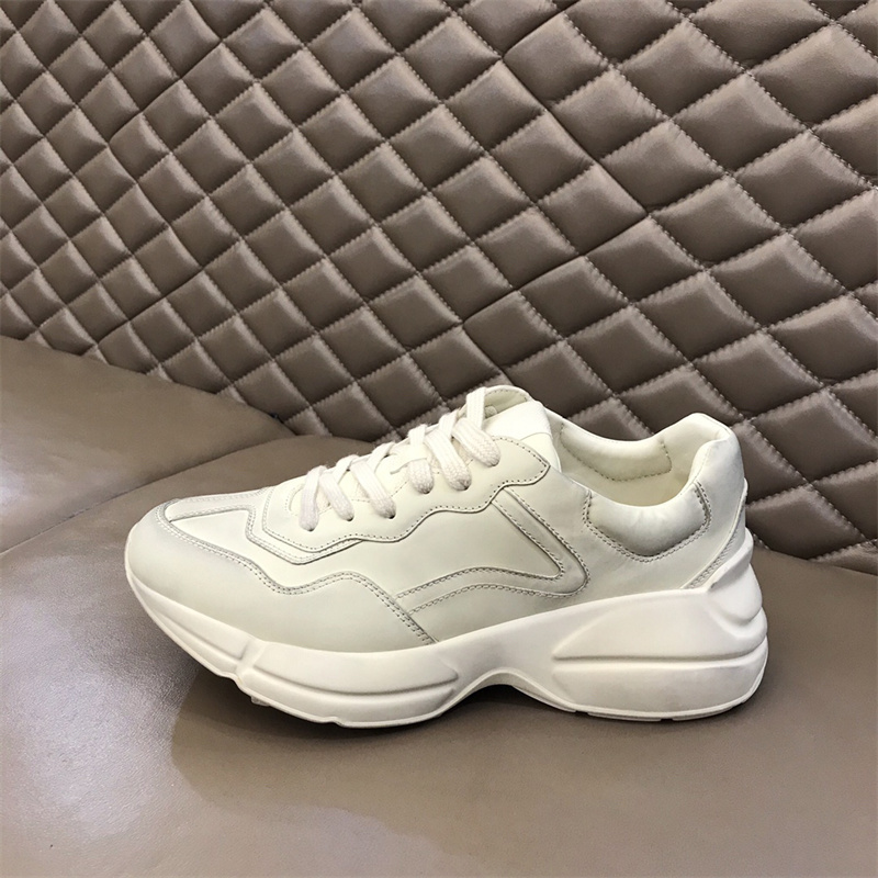 2022 Rhyton Casual Shoes Genuine Leather Mens Women Dad Sneaker Thick Soled Letters Increase Platform Leisure Fashion Flat Shoe 35-45 fashion, Pay for nothing
2022 Rhyton Casual Shoes Genuine Leather Mens Women Dad Sneaker Thick Soled Letters Increase Platform Leisure Fashion Flat Shoe 35-45 fashion, Pay for nothing