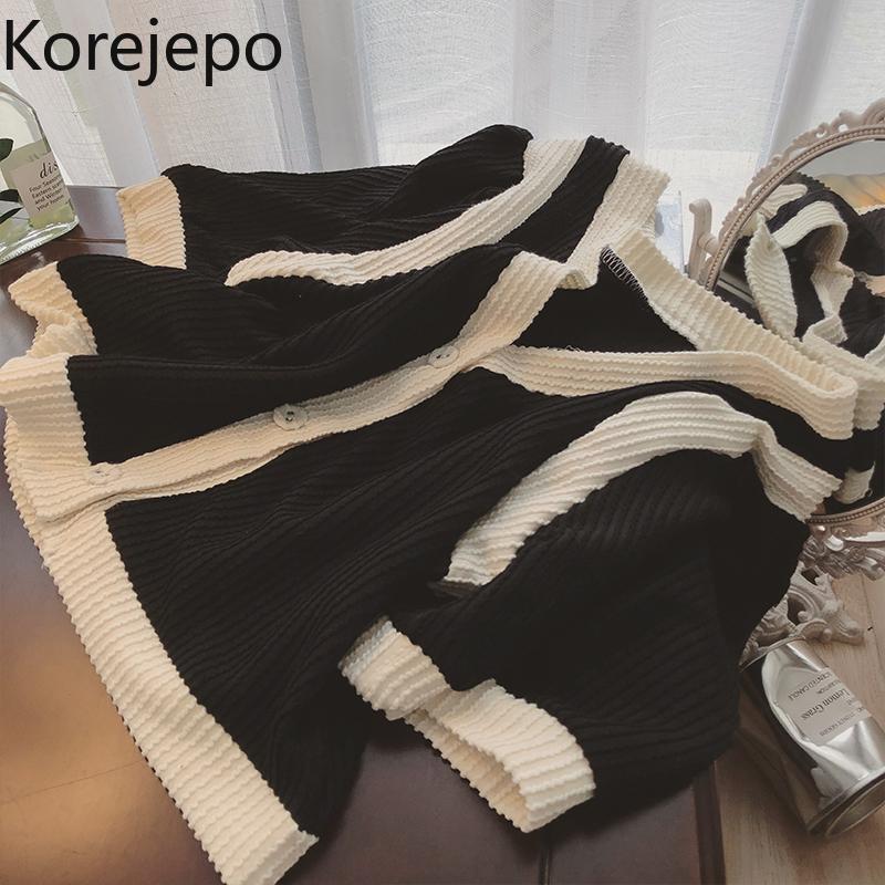 Women' Knits & Tees Korejepo Women Shirt 2021 Summer Korean Chic Retro Gentle Thin Cardigan Color Matching Knit Short-sleeved Tight V-neck, Black
Women' Knits & Tees Korejepo Women Shirt 2021 Summer Korean Chic Retro Gentle Thin Cardigan Color Matching Knit Short-sleeved Tight V-neck, Black