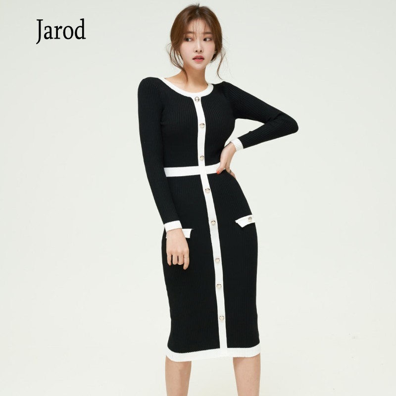 Women fashion Hit color single-breasted Buttons Knit Midi Dress Vestidos Autumn Winter Long Sleeve Knitted sweater sheath Dresse 210518, Black
Women fashion Hit color single-breasted Buttons Knit Midi Dress Vestidos Autumn Winter Long Sleeve Knitted sweater sheath Dresse 210518, Black