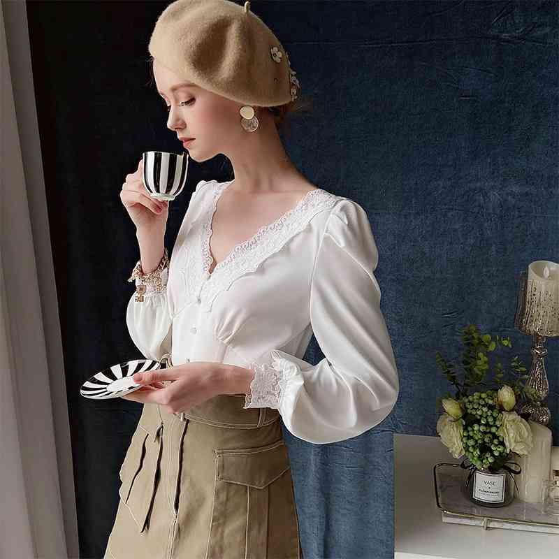Dabuwawa Elegant Lace V-Neck Blouse Women Long Lantern Sleeve Single Breasted Vintage Solid Shirts Tops Office Lady DT1CST029 210520