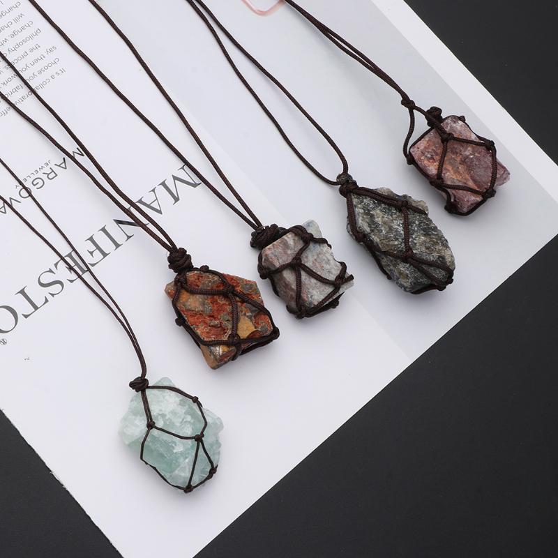 Pendant Necklaces 1PC Braid Net Pocket Quartz Necklace Reiki Healing Stone Raw Crystal Labradorite Hangings Craft Gift
Pendant Necklaces 1PC Braid Net Pocket Quartz Necklace Reiki Healing Stone Raw Crystal Labradorite Hangings Craft Gift