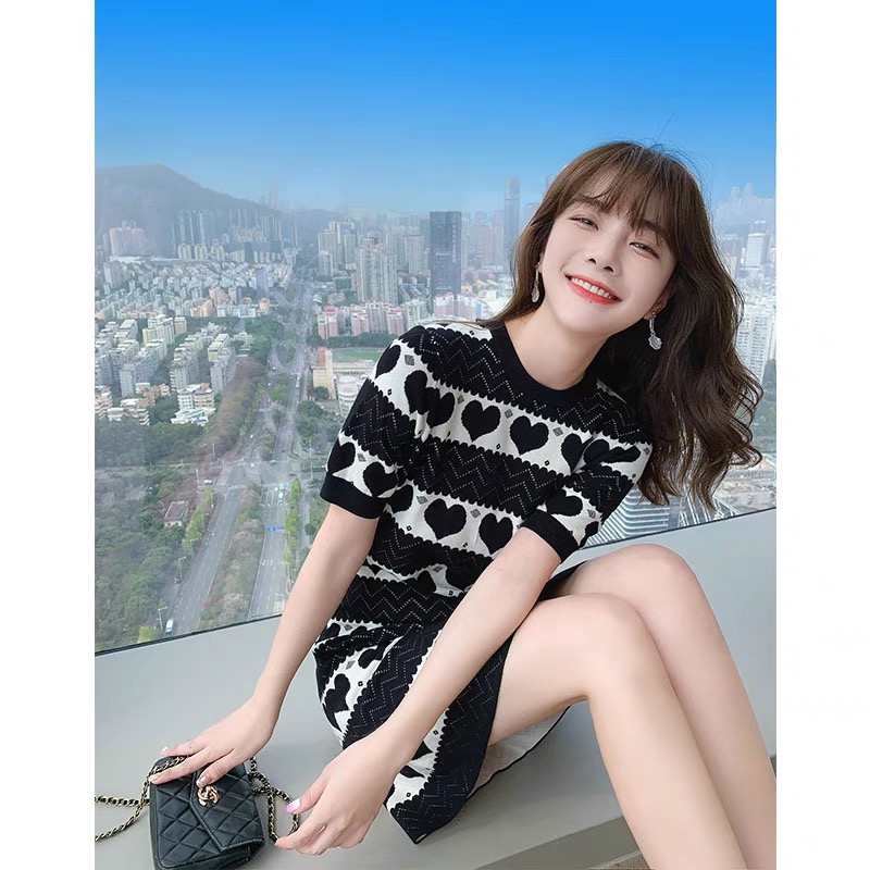 New design womens summer o-neck short sleeve love heart print cute knitted sweater dress plus size SML