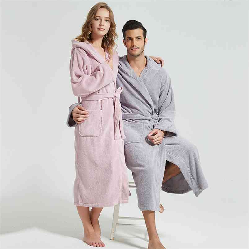 Men Bathrobe Hooded 100% Cotton Thick Warm Towel Fleece Cotton Dressing Gowns Long Bath Robe el Spa Soft Bridesmaid Robe 210901
Men Bathrobe Hooded 100% Cotton Thick Warm Towel Fleece Cotton Dressing Gowns Long Bath Robe el Spa Soft Bridesmaid Robe 210901