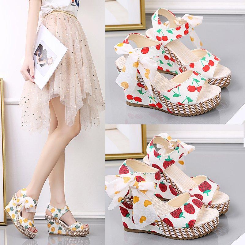 Sandals XIXIYIPIN Fashion Printing Strawberry Super High Heels 10cm Wedges Women Peep Toe Cute Fruit Platform Shoes For, Yingtao
Sandals XIXIYIPIN Fashion Printing Strawberry Super High Heels 10cm Wedges Women Peep Toe Cute Fruit Platform Shoes For, Yingtao