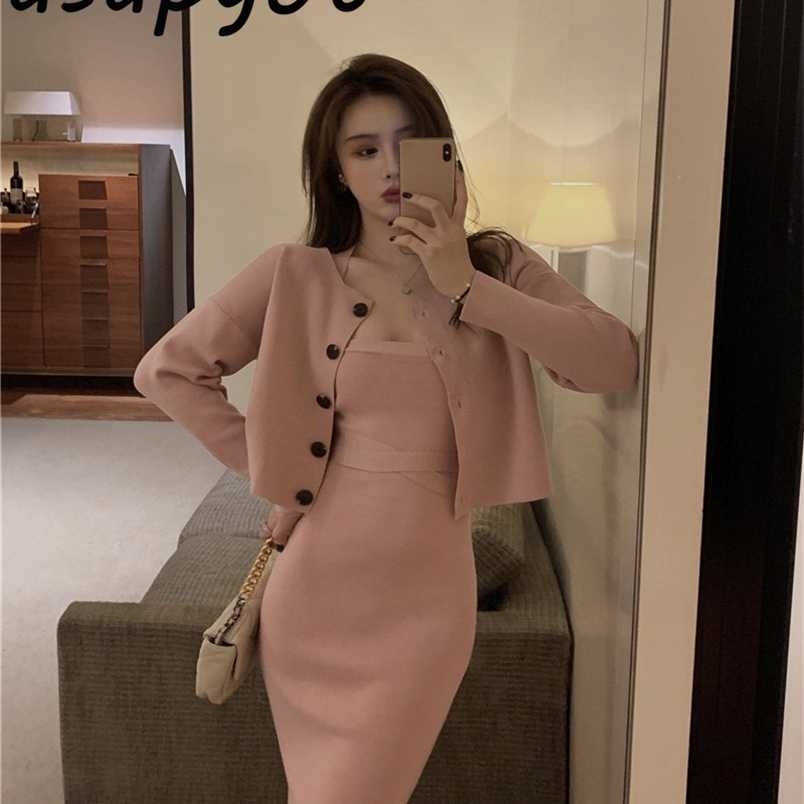 Temperament Sexy Wrap Hip Sleeveless Backless Halter Knitted Dress Slim V Neck Full Single Breasted Cardigan Thin Pink Sets 211109, Pink 2set
Temperament Sexy Wrap Hip Sleeveless Backless Halter Knitted Dress Slim V Neck Full Single Breasted Cardigan Thin Pink Sets 211109, Pink 2set