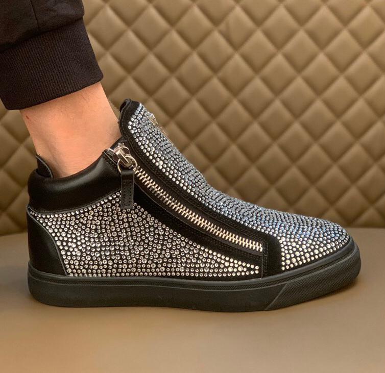 Giuseppe Casual shoes Real leather Sneakers men shoes chaussures de designer Loafers martin Frankie The crocodile grain diamond
Giuseppe Casual shoes Real leather Sneakers men shoes chaussures de designer Loafers martin Frankie The crocodile grain diamond