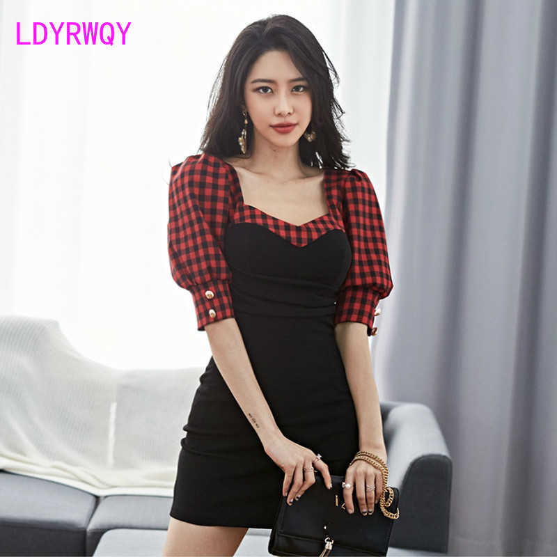 Korean Slim Temperament Plaid Stitching Peach Heart Collar Hip Dress Knee-Length Office Lady Polyester Regular 210603, 3122
Korean Slim Temperament Plaid Stitching Peach Heart Collar Hip Dress Knee-Length Office Lady Polyester Regular 210603, 3122