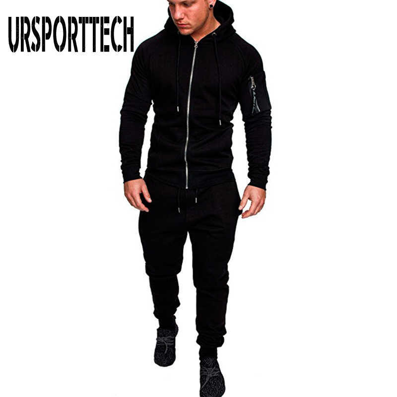 Camo Tracksuit Men Set Spring Autumn Sweat Suit Set Mens Sporting Clothing Hoodie and Sweatpants 2 Pieces Jogger Outfit 210528