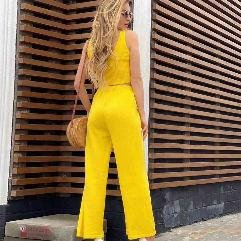 Free Women V-neck Knitted Sweater Set Casual Sleeveless Pullover Vest & Loose Elastic Pants Two-piece 210524