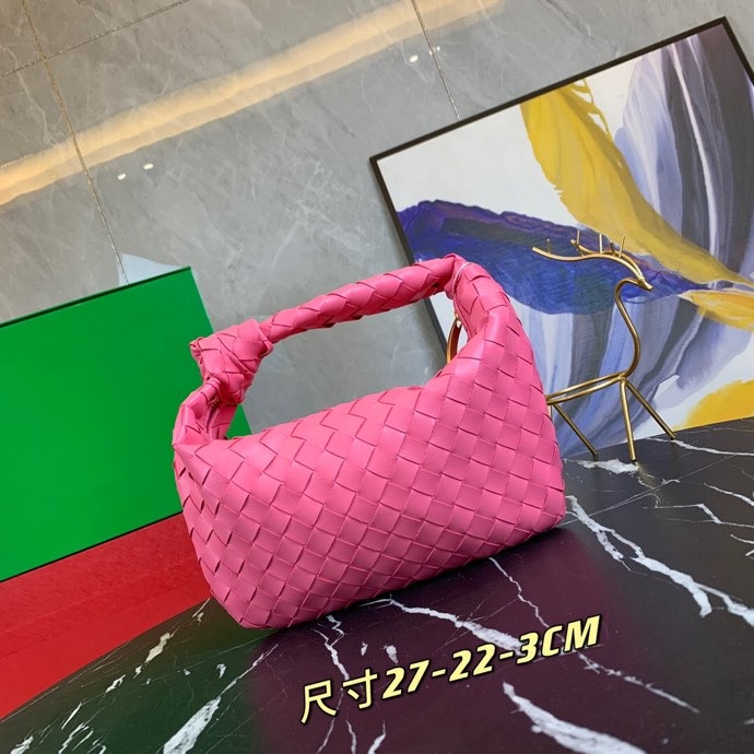 Women Luxurys Designers Bags top quality letters print genuine leather head closure chain shoulder crossbody 27-22-3cm, Shoebox is not sold separately
Women Luxurys Designers Bags top quality letters print genuine leather head closure chain shoulder crossbody 27-22-3cm, Shoebox is not sold separately