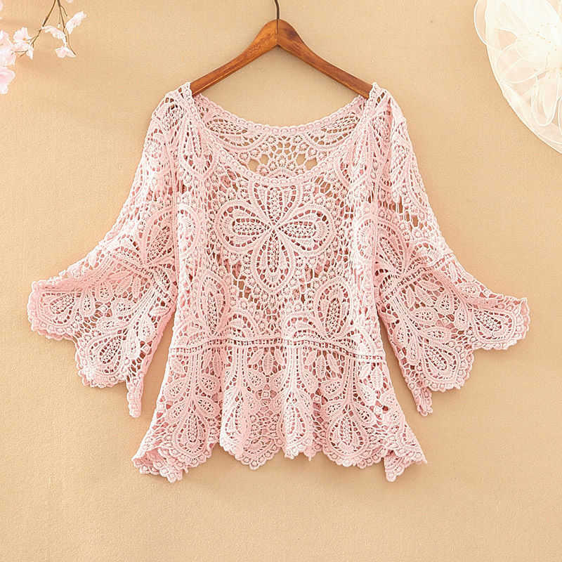 Small coat female crochet hollow five-point sleeve top sweater o neck knitted pullover 210805