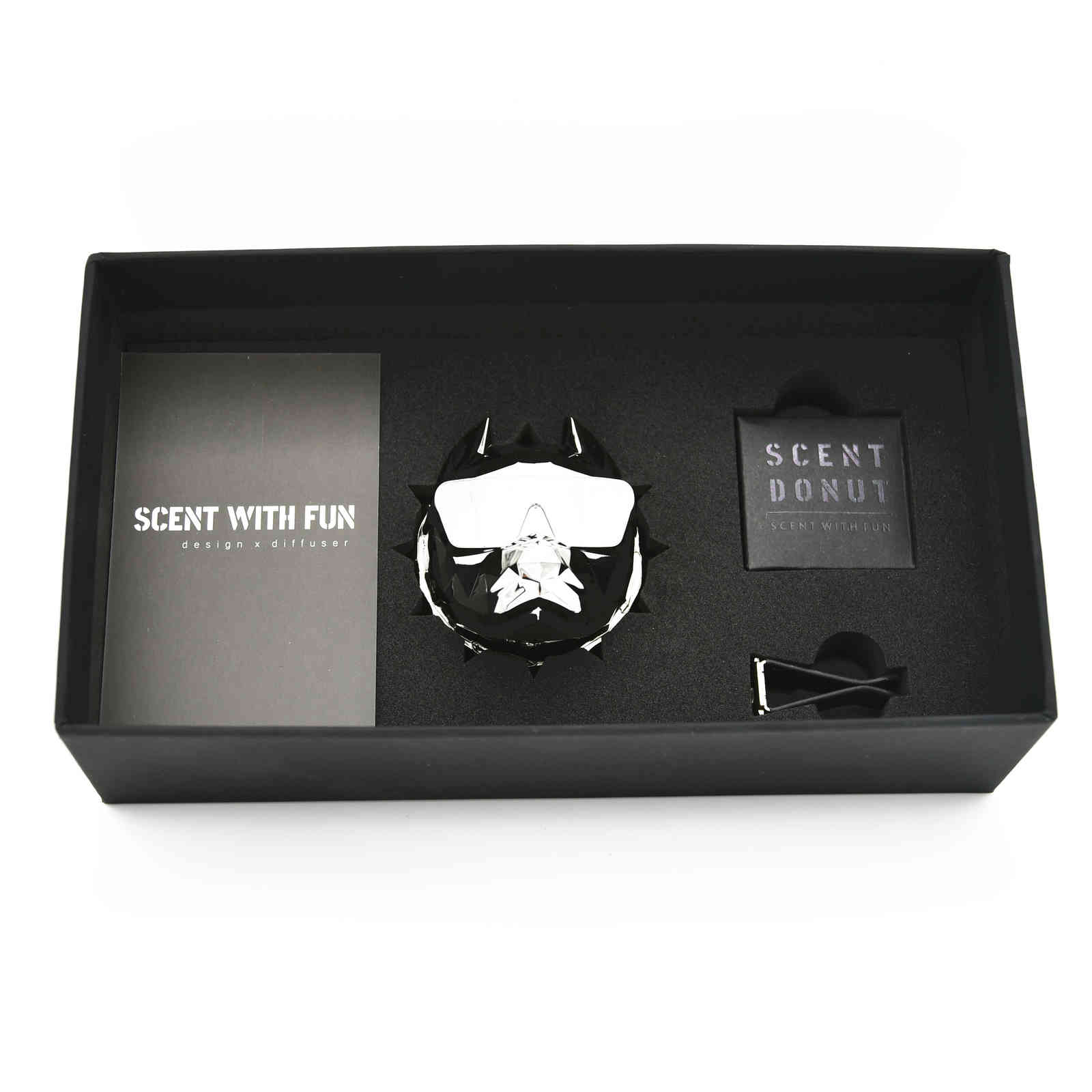 2021 New Upgrade Bulldog air freshener Car Diffuser Aromatherapy Fragrance Perfume Interior Decoration With nice Gift Box
2021 New Upgrade Bulldog air freshener Car Diffuser Aromatherapy Fragrance Perfume Interior Decoration With nice Gift Box