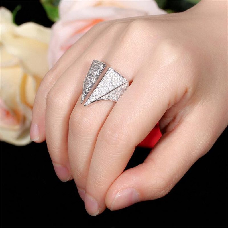 Choucong Brand Cocktail Top Sell Luxury Jewelry 18K Gold Fill Pave White Sapphire CZ Diamond Gemstones Handmade Party Women Wedding Engagement Adjusta