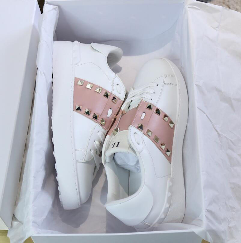 Famous Rock Runner Open Sneakers Shoes White,Black Leather Casual Walking RockStuds Women,Men Perfect Brands Outdoor Trainers EU35-46
Famous Rock Runner Open Sneakers Shoes White,Black Leather Casual Walking RockStuds Women,Men Perfect Brands Outdoor Trainers EU35-46