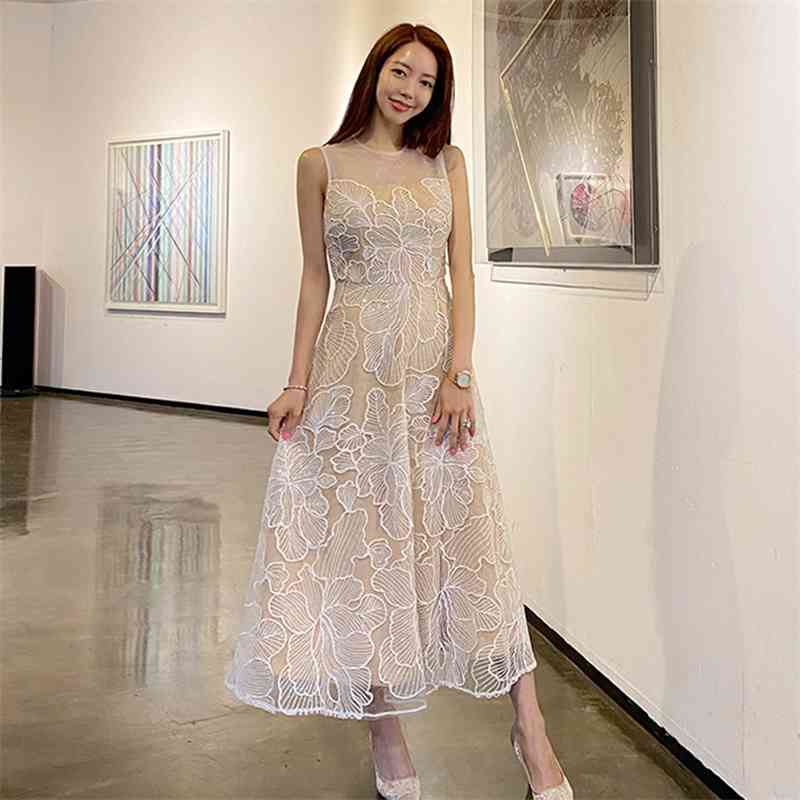 Summer Elegant Sleeveless Long Dress Women O-Neck Embroidery Sequins Mesh es Korean Office Chic Slim Vestidos 210520, Photo color 
Summer Elegant Sleeveless Long Dress Women O-Neck Embroidery Sequins Mesh es Korean Office Chic Slim Vestidos 210520, Photo color